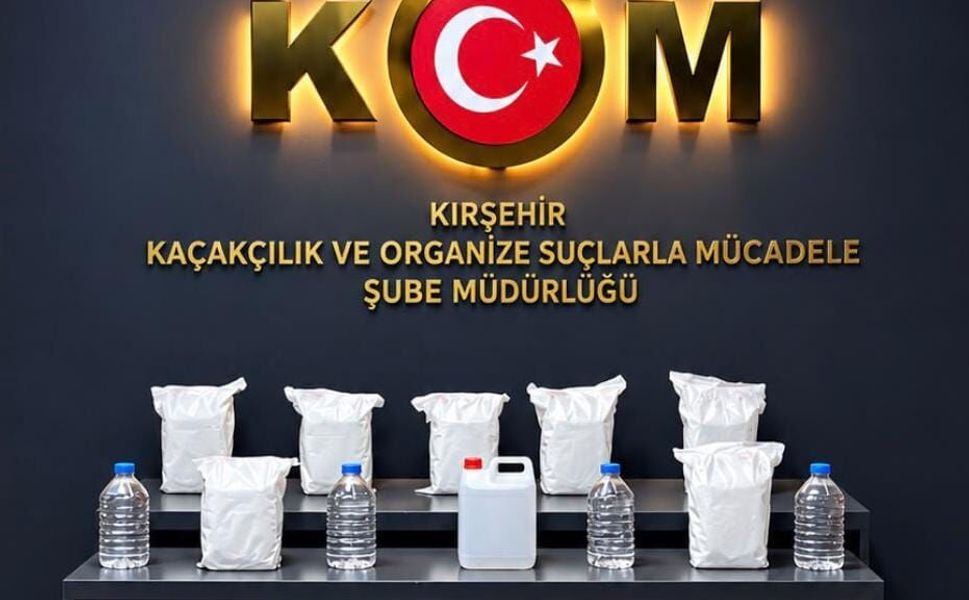 KOM Ekipleri 40 Litre Etil Alkol Ele Geçirdi