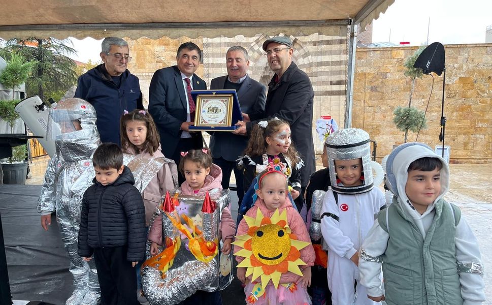 Kırşehir’de Halk Bilim Buluşması Başladı
