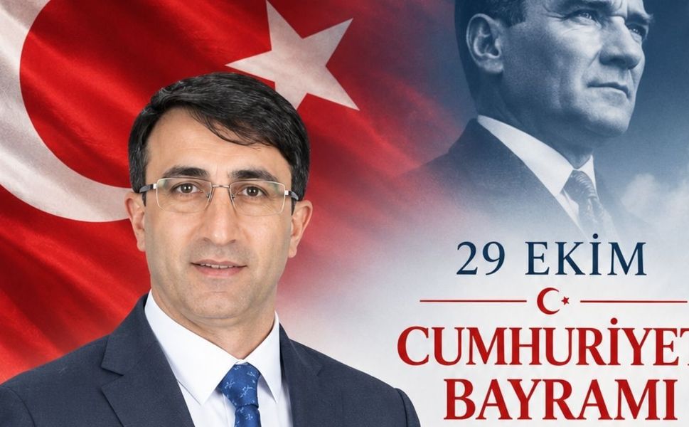 Bülent Ozan: “Cumhuriyet bir asrı aşan gururdur”