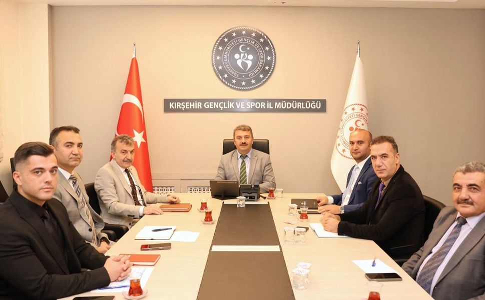 Kırşehir’de gençlik, yurt ve spor hizmetleri masaya yatırıldı