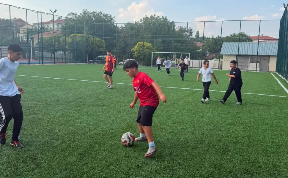 Akpınar’da Geleceğin Yıldızları Yetişiyor