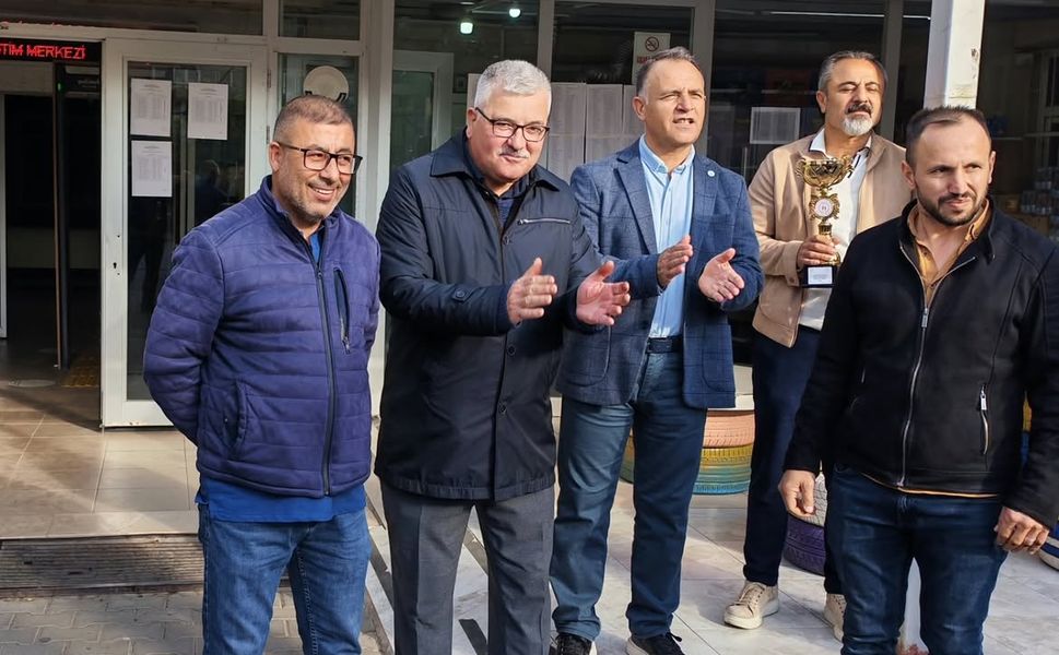 Badem Pınarı MEM’e Masa Tenisinde İl İkinciliği!