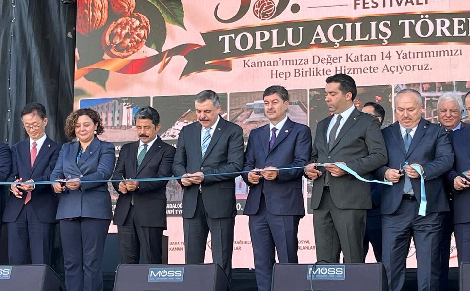 Kaman’da festival heyecanı: Bakan Çiftçi 14 yatırımın açılışını yaptı