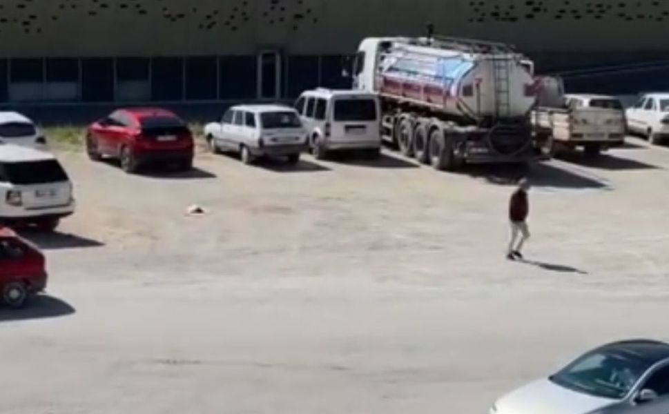 Kırşehir’de Eski Sanayi yolu tepki çekiyor: Yazın toz, kışın çamur