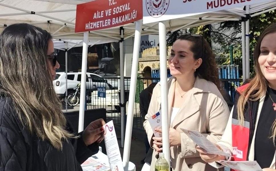 Kırşehir’de festivalde koruyucu aile çağrısı