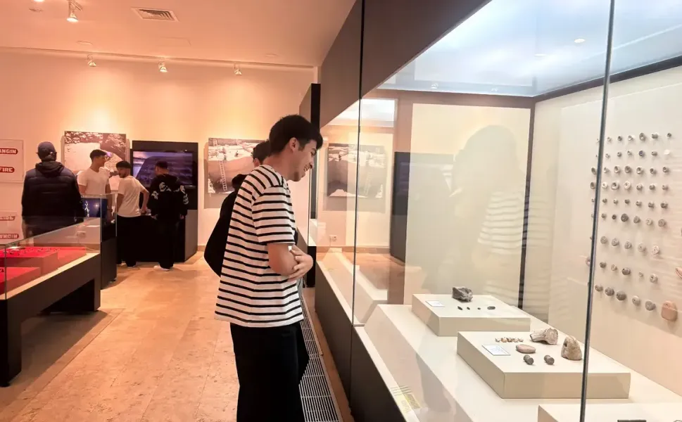 Kırşehir’de gençler şehrin tarihi ve kültürel değerlerini keşfetti