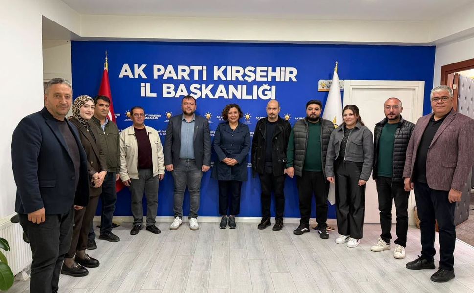 Kırşehir’de İki Avukatın Yeni Partisi AK Parti Oldu