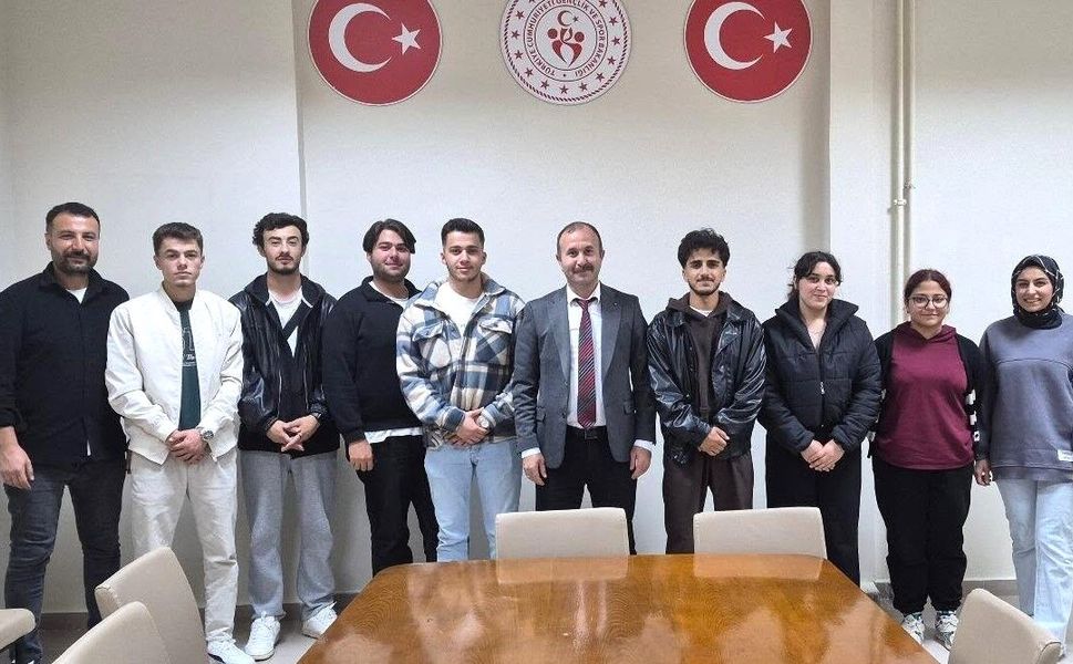 Öğrenci temsilcileriyle iletişim güçleniyor