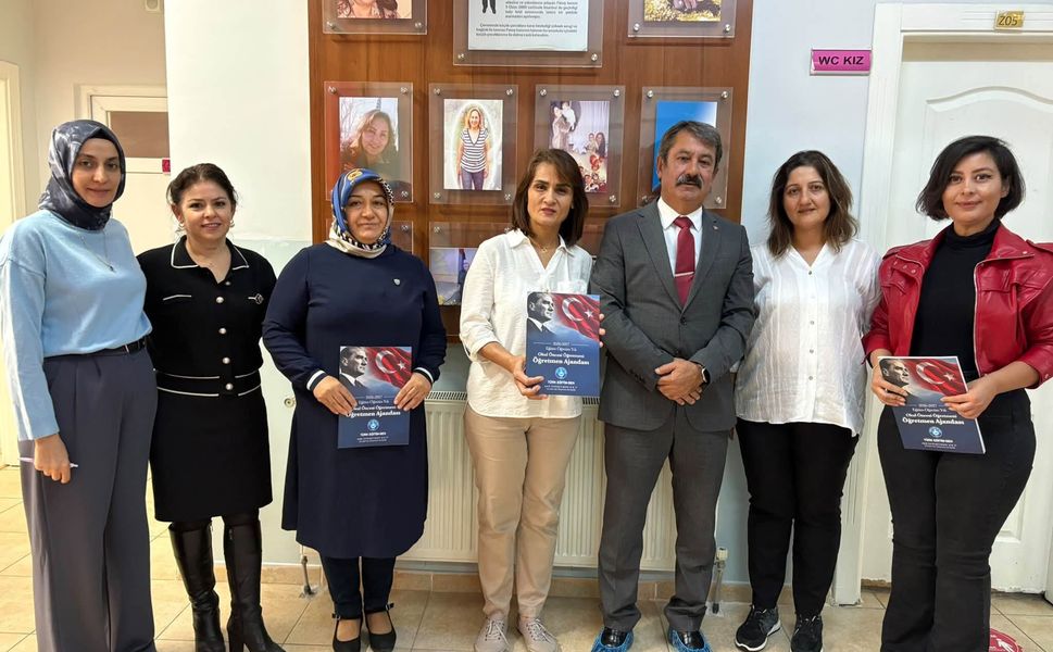 Hüdai Pakel Duyurdu! Öğretmen Ajandaları Eğitimcilerle Buluşuyor