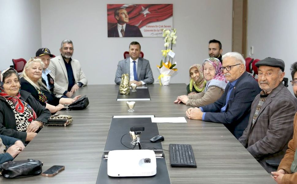 Tecrübeleriyle yol aydınlatan büyükler, Bilgiç ile bir araya geldi