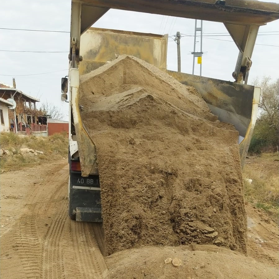 Köy Yollarında Bakım Onarım Çalışması Yapılıyor