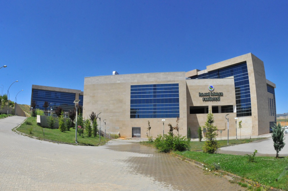 Kırşehir Ahi Evran Üniversitesi12