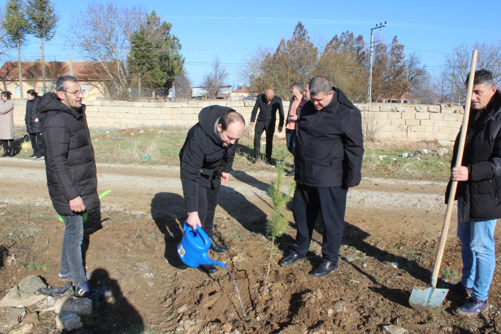 Boztepe’de Fidanlar Toprakla Buluşturuldu3