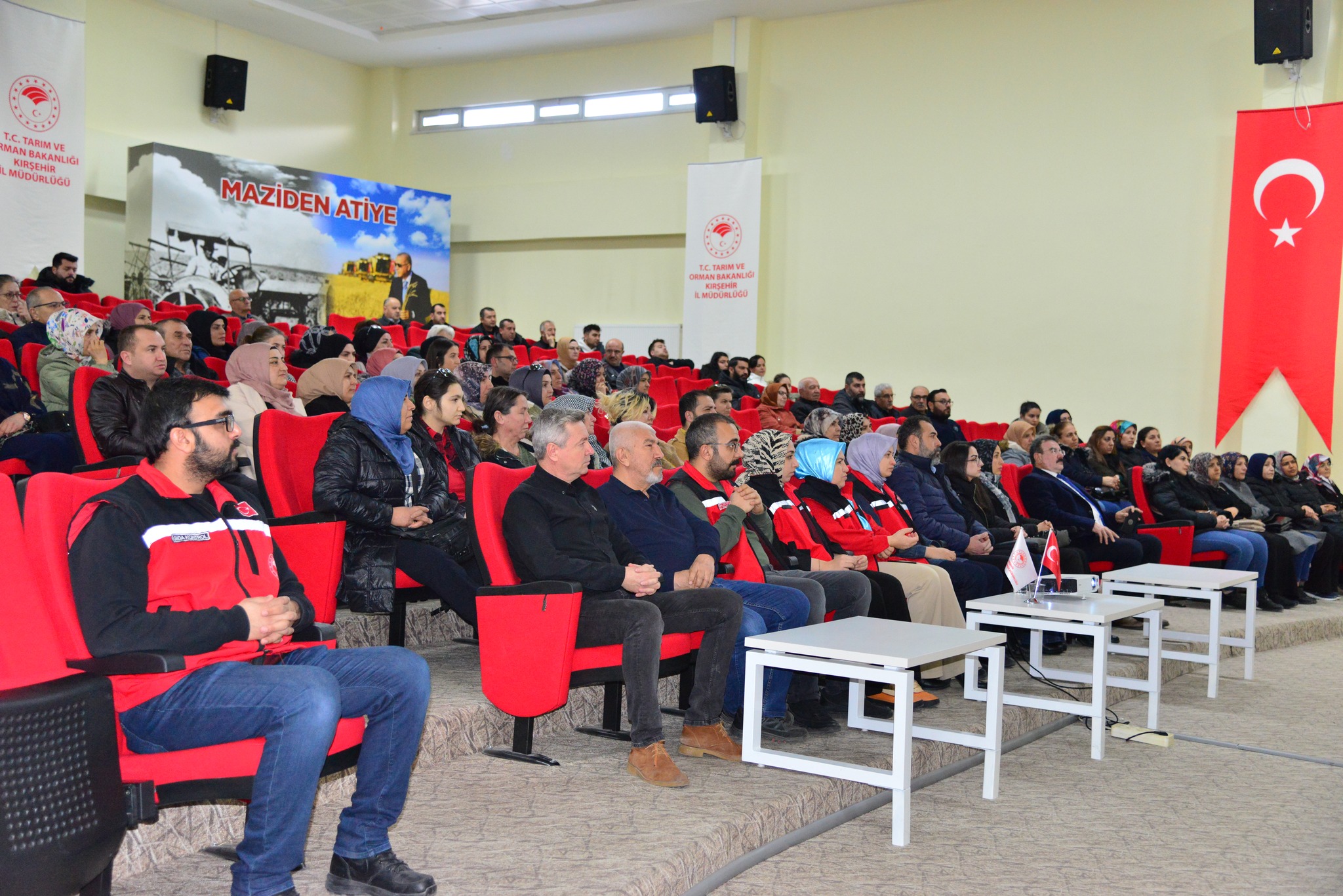 Okullardaki Gıda Işletmelerinde Çalışanlara Hijyen Eğitimi3