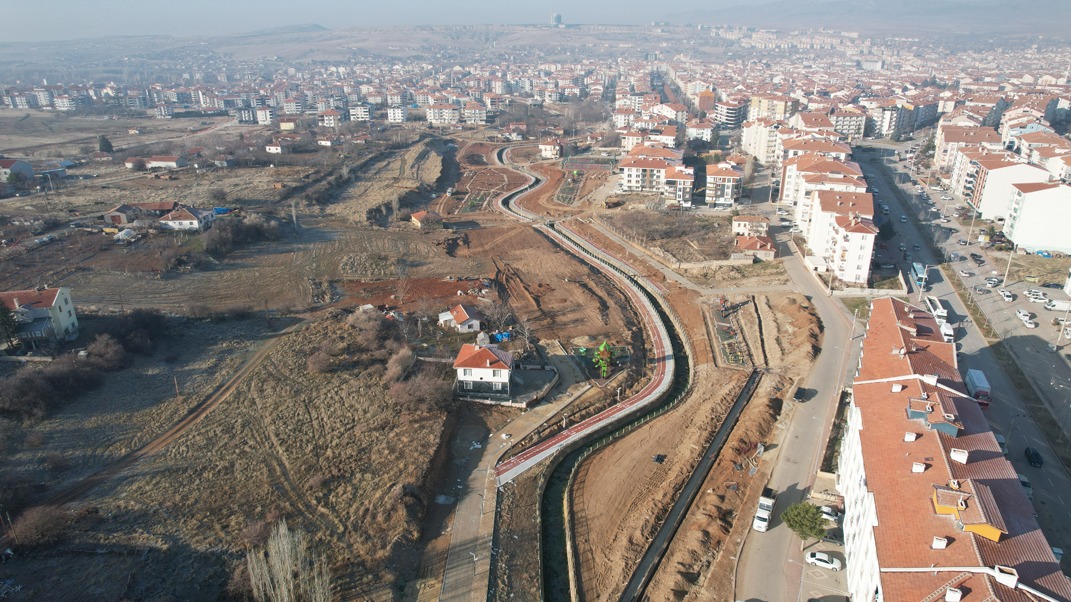 Yenice Mahallesi’ne Yeni Bir Yeşil Alan Kazandırıyor1