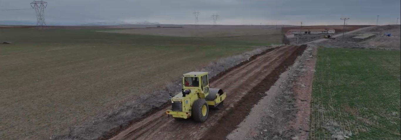 Sürüş Güvenliği Için Stabilize Yollar Yeniden Onarılıyor (4)