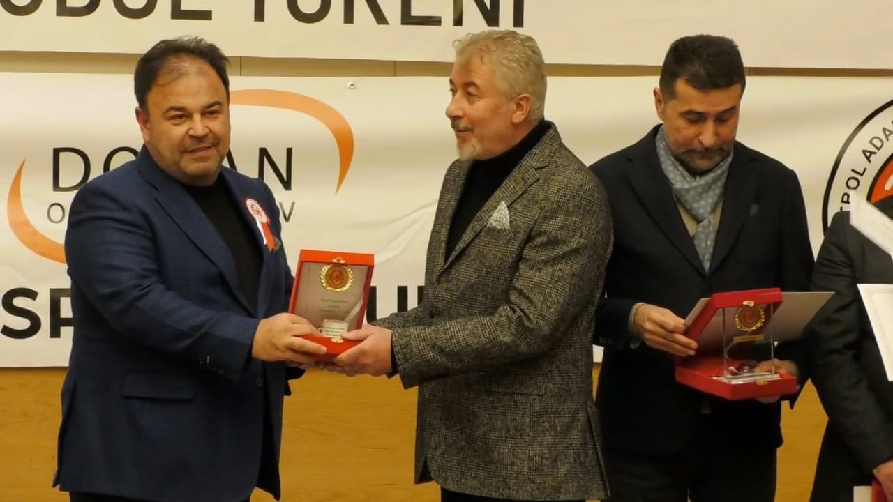 Başkan Osman Koca'ya Anlamlı Plaket (5)-1