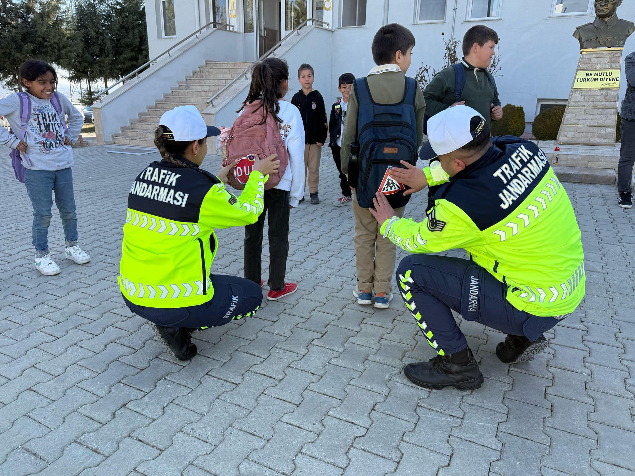 Çiçekdağı’nda Miniklere Trafik Eğitimi3