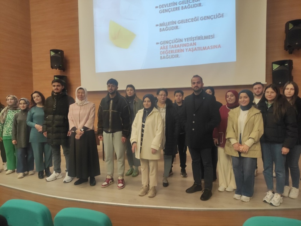 Kadın Ve Ailenin Rolü Konuşuldu2