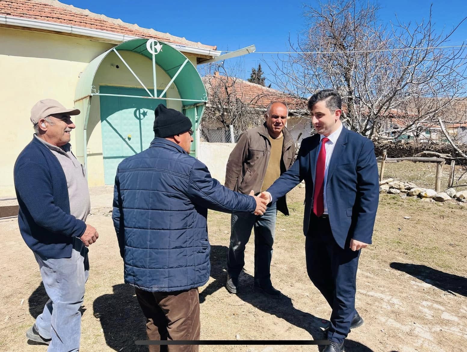 Kaymakam Görmüş, Köy Halkı Ile Buluştu1