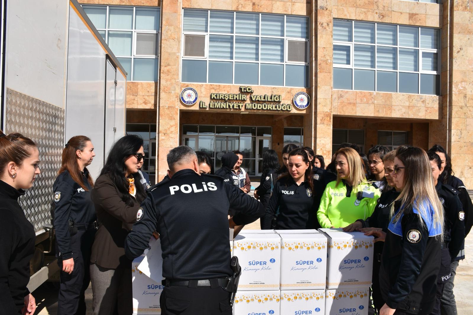 Kırşehir Polisi Hem Güvenliği Sağladı Hem Sofraları Bereketlendirdi