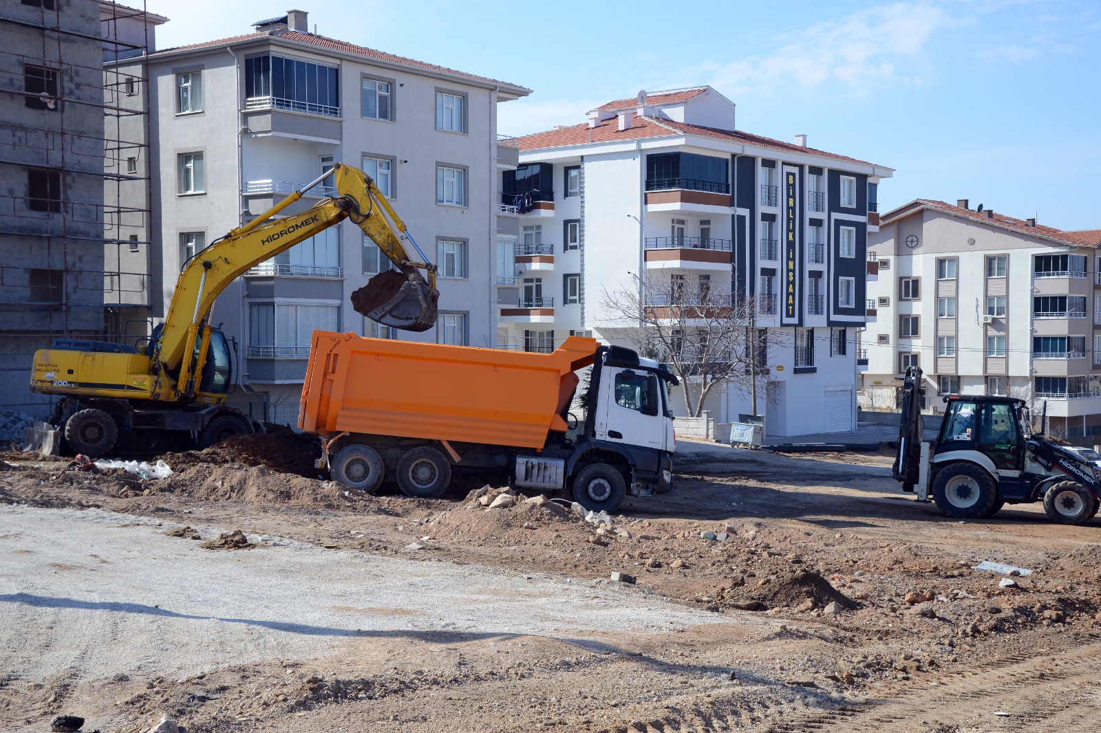 Kırşehir'de Yol Çalışmaları Hız Kesmeden Devam Ediyor 1