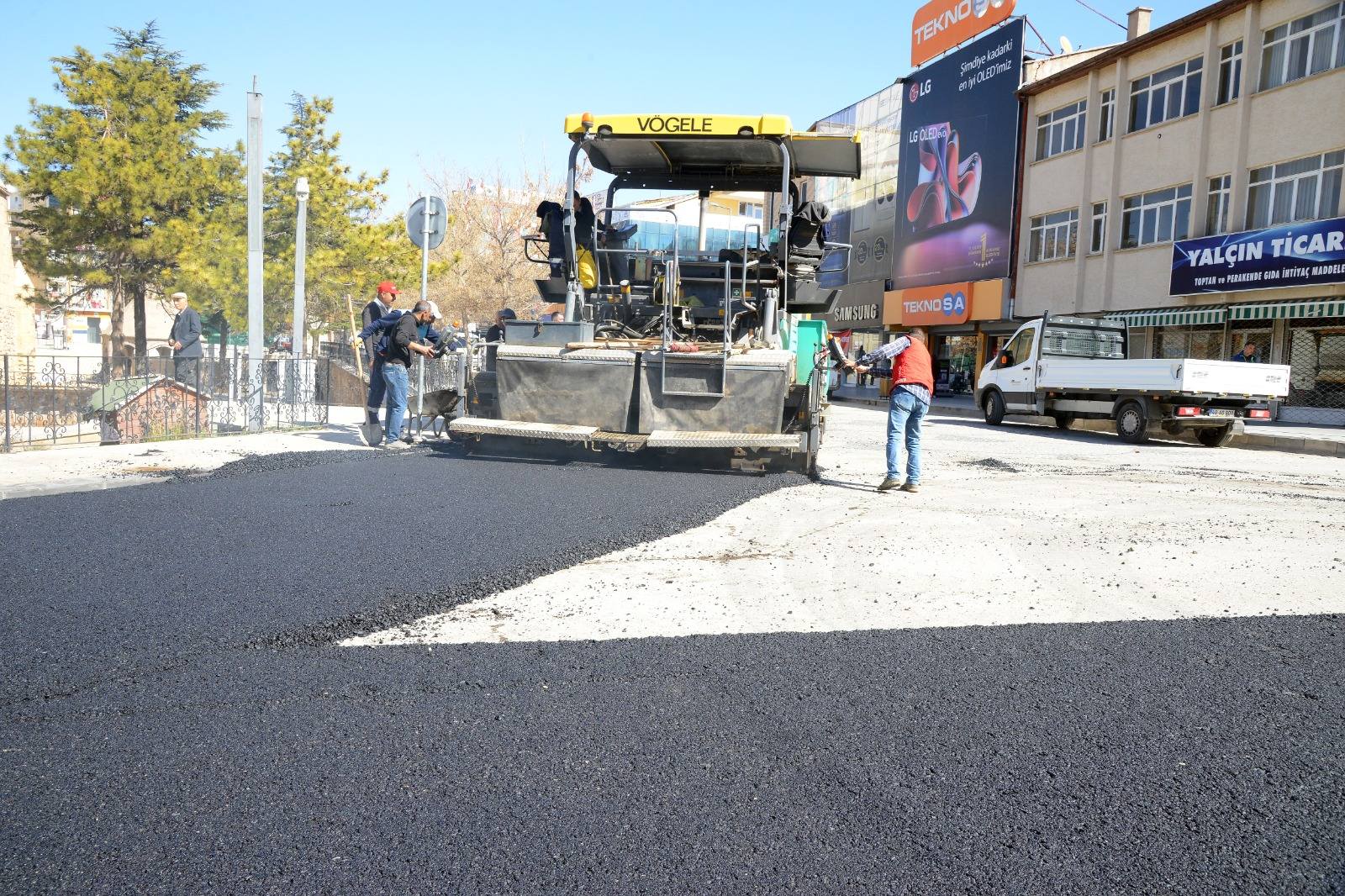 Kırşehir’de Yol Çalışmaları Hız Kesmiyor! 1