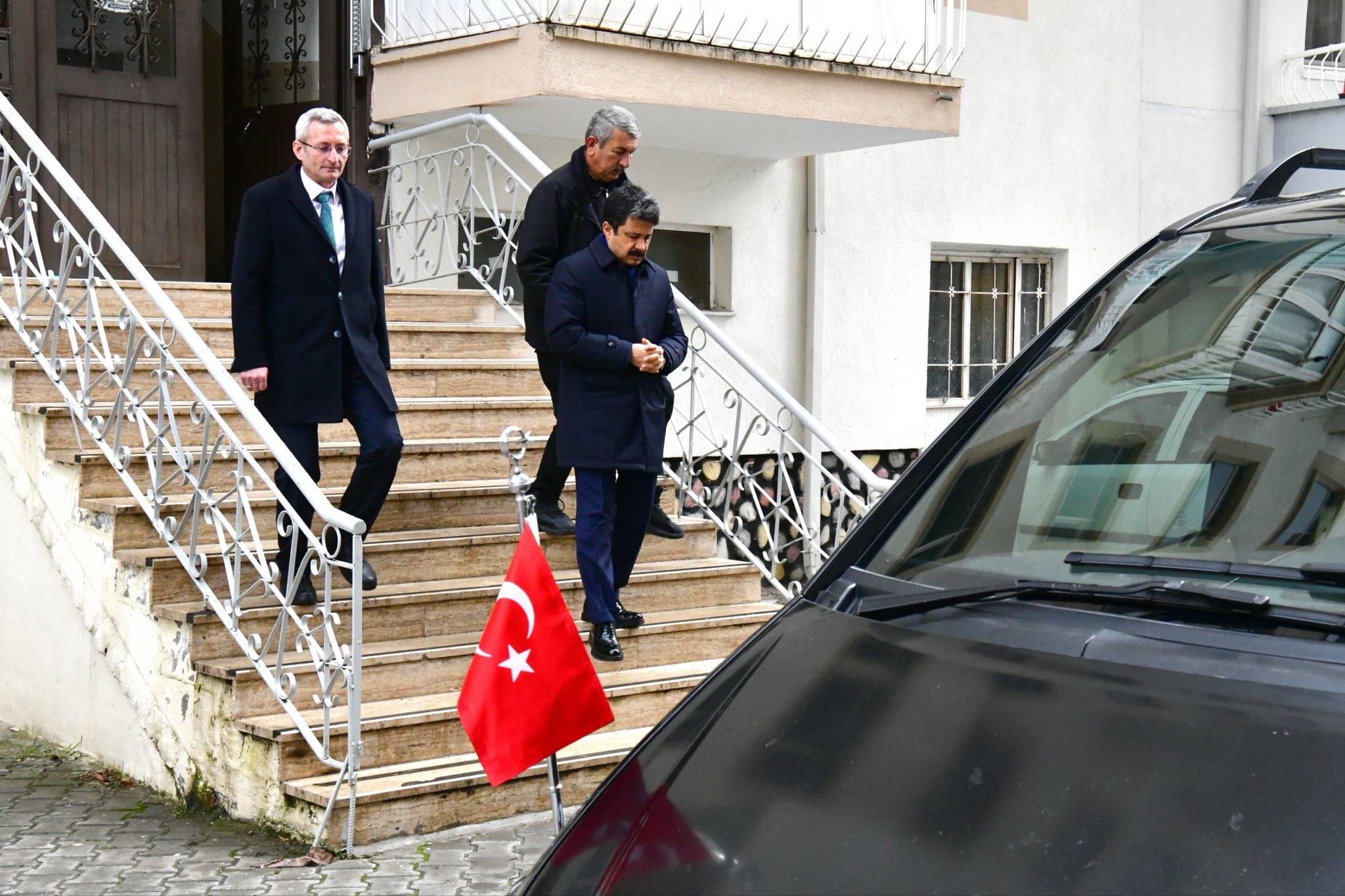 Vali Demiryürek, Ramazan’da Gönüllere Dokunuyor