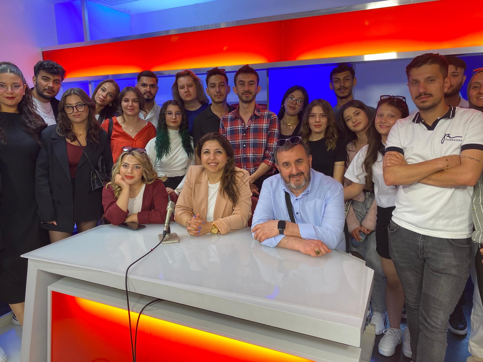 Ankara'da Iki Durak, Tek Hedef2