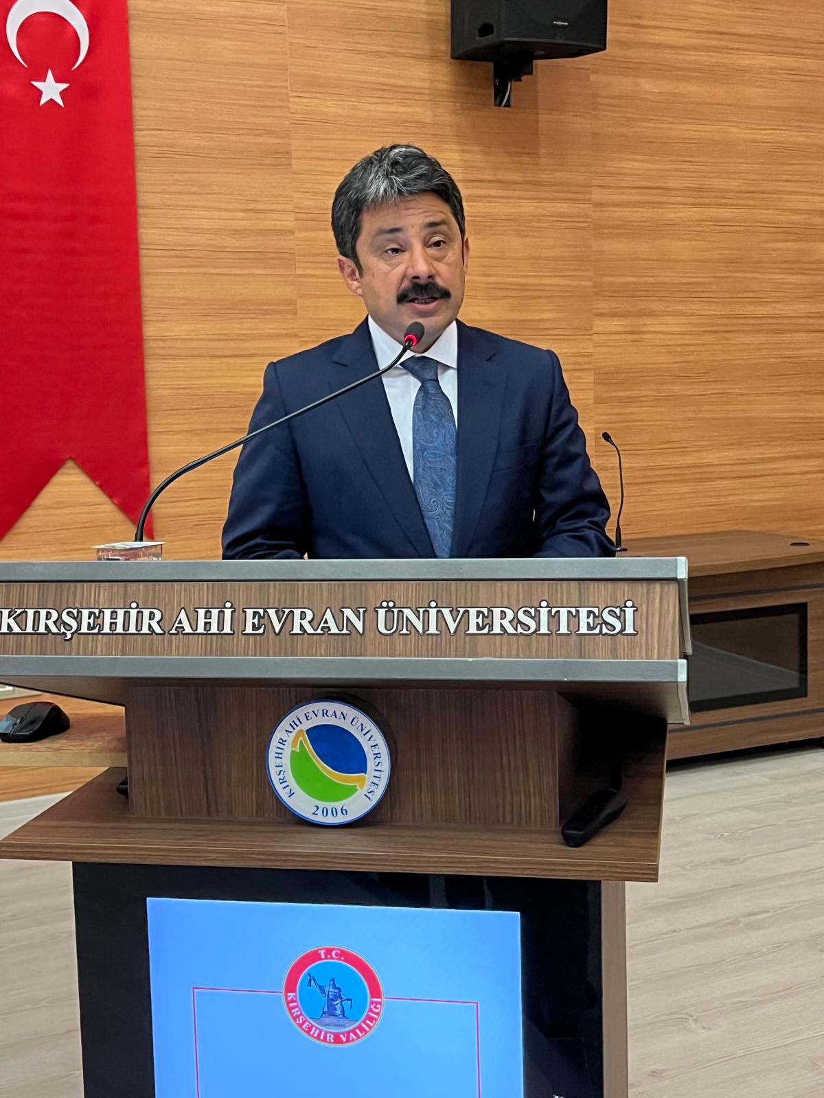 Bakan Yardımcısı Yelkenci, Kırşehir’de Konferans Verdi (2)
