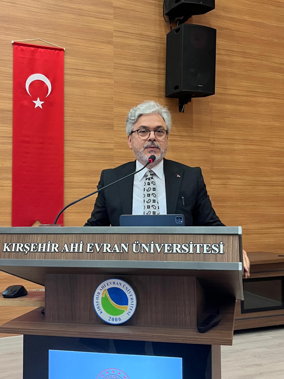 Bakan Yardımcısı Yelkenci, Kırşehir’de Konferans Verdi (3)