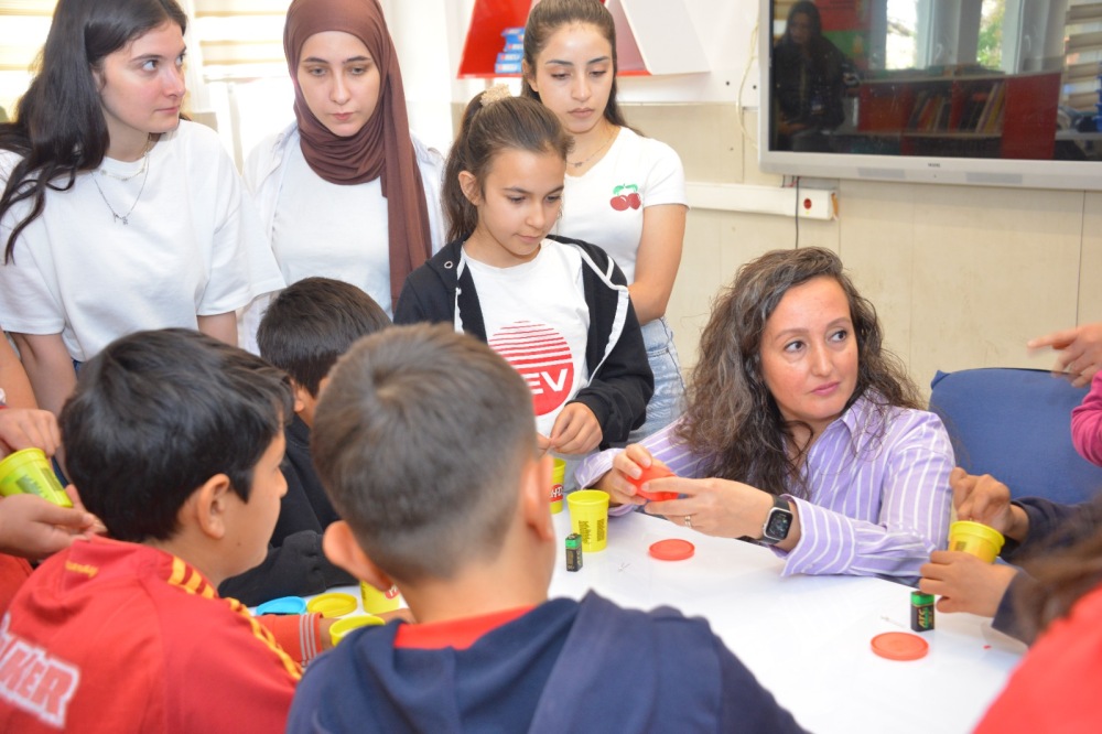Bilim İletişimi Ofisi Ilk Etkinliğini Yaptı, Minikler Bilimle Buluştu