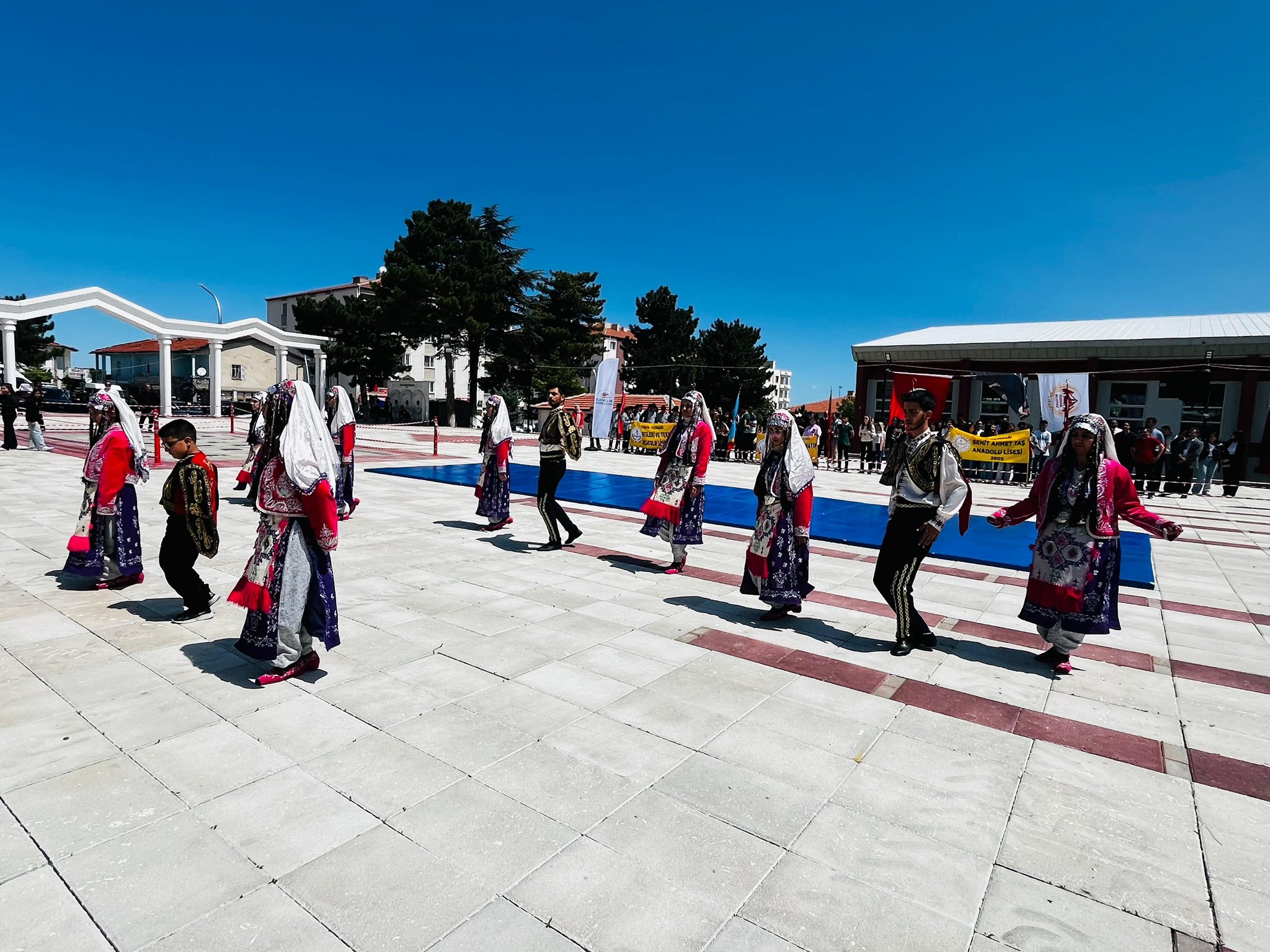 Çiçekdağı'nda Gençlik Bayramı Renkli Görüntülerle Kutlandı 3