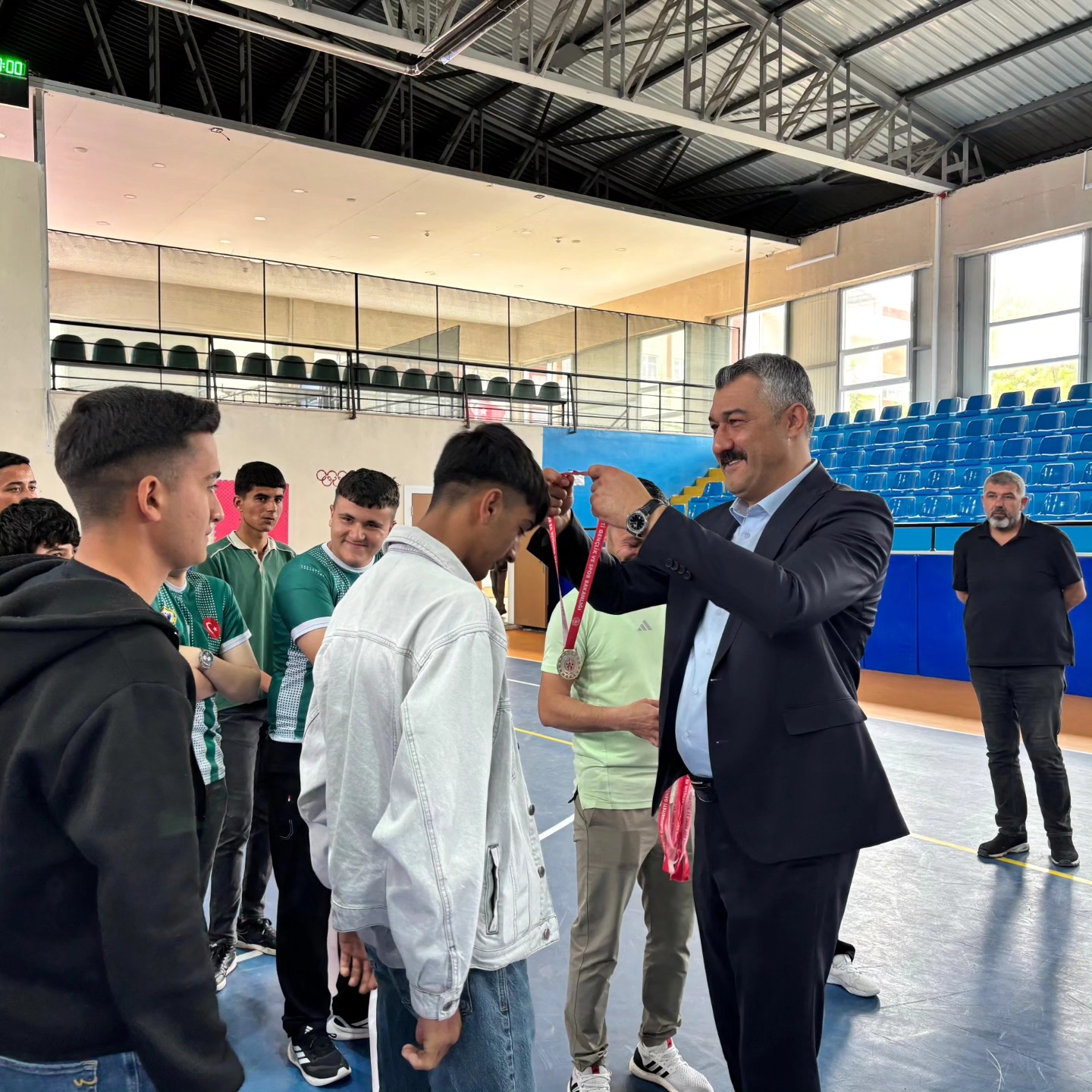Çiçekdağı’nda Liseler Arası Voleybol Turnuvası Coşkusu Yaşandı2