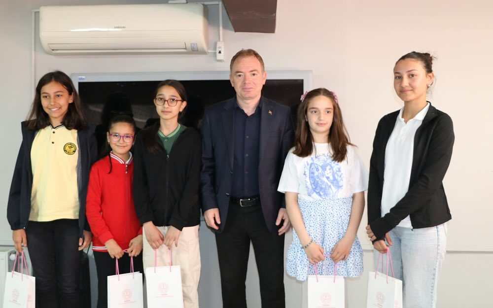 Dilimizin Zenginlikleri Yarışmalarında Ödüller Sahiplerini Buldu2
