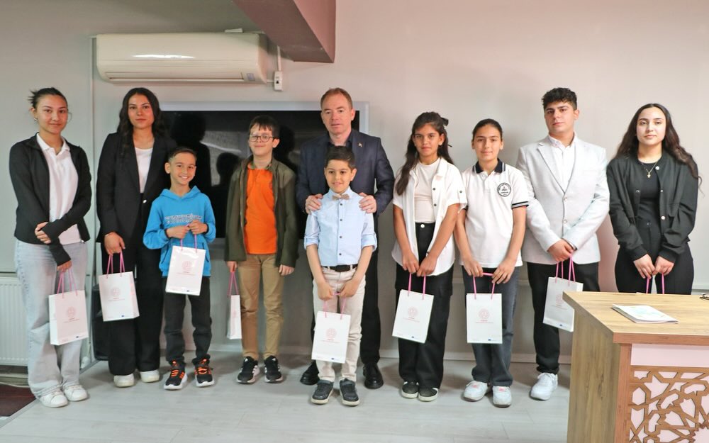 Dilimizin Zenginlikleri Yarışmalarında Ödüller Sahiplerini Buldu3