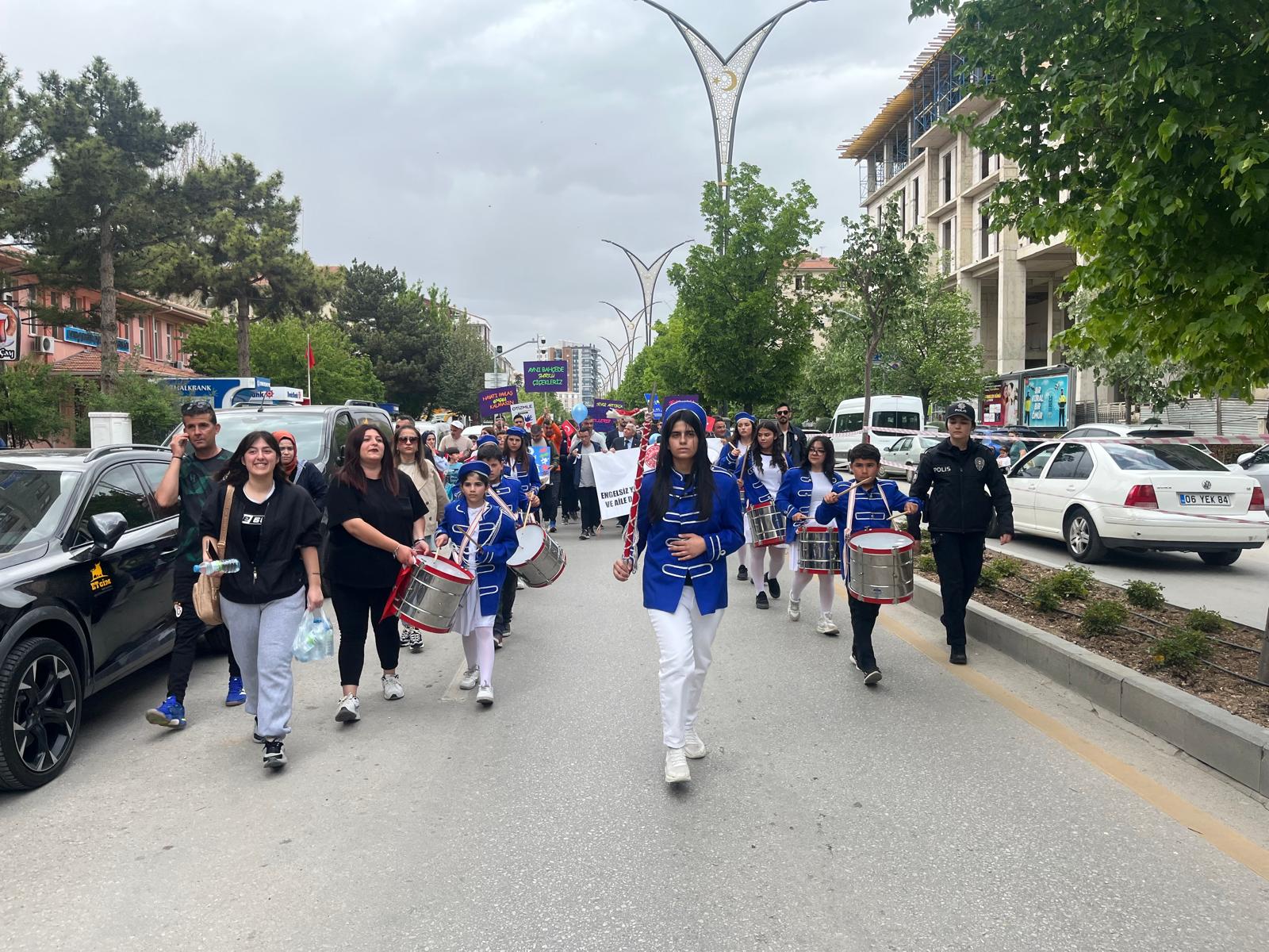 Engeller Değil Mesajlar Yürüdü, Kırşehir’de Farkındalık Adımları (5)