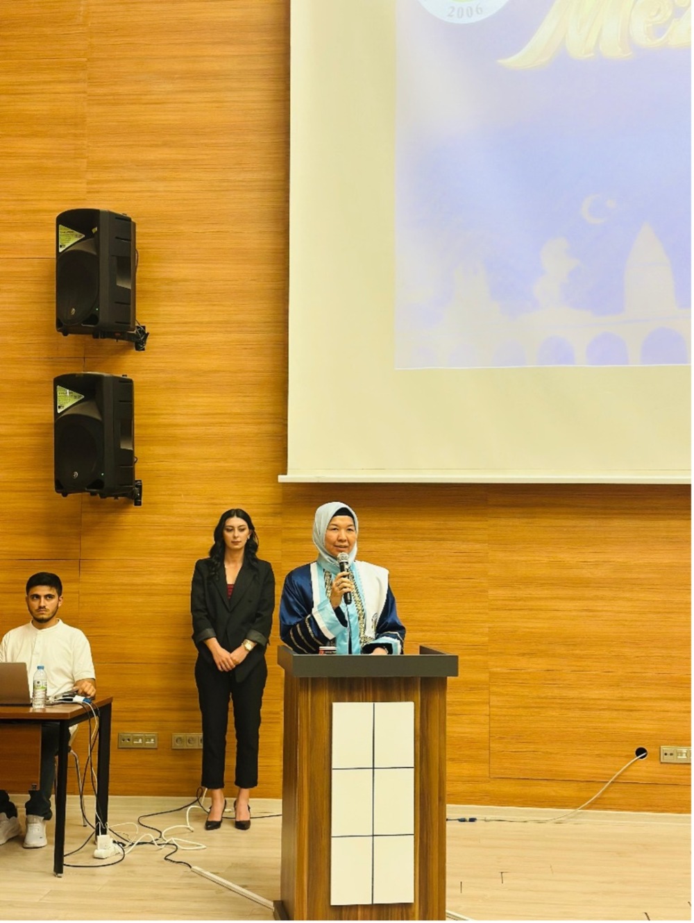 Geleceğin Idarecileri Uğurlandı