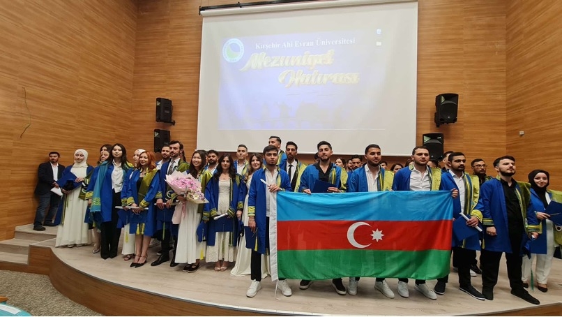 Geleceğin Idarecileri Uğurlandı40