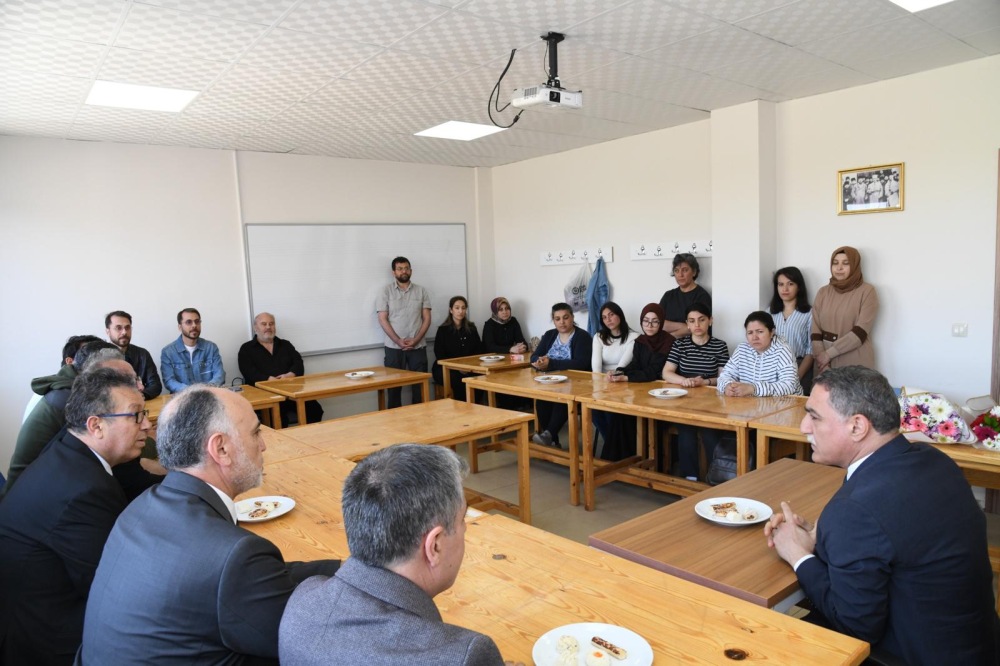 Güzel Sanatlar Fakültesi’ne Yeni Dekan Atandı6