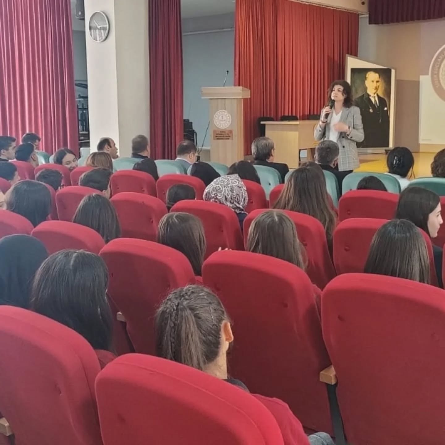 Kırşehir Polisi Dijital Tehlikelere Karşı Alarmda 3