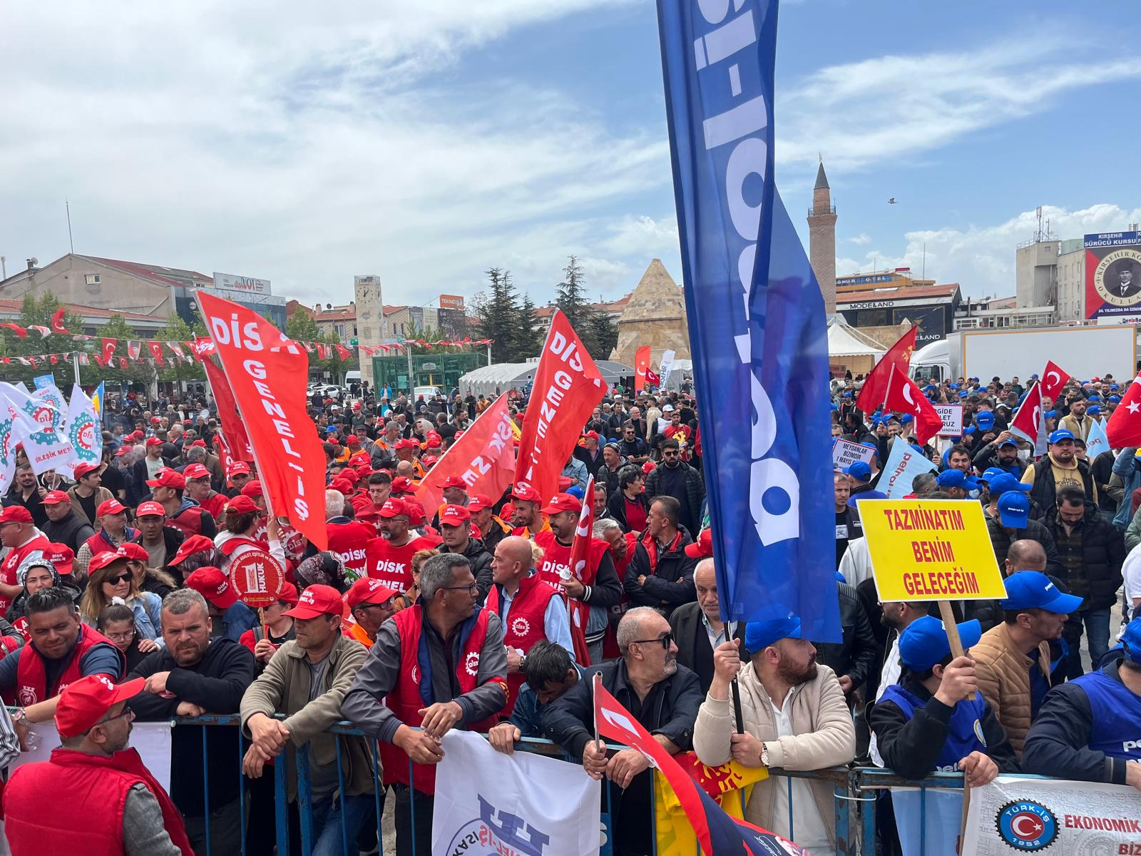 Kırşehir’de 1 Mayıs Davul Zurnayla Kutlandı4