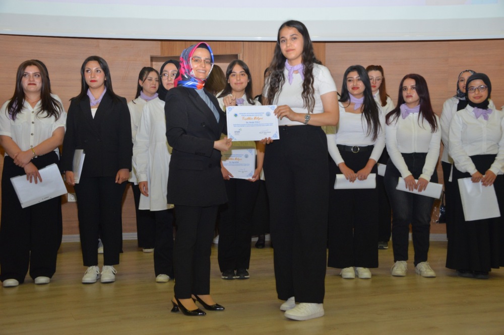 Kırşehir’de Doğumun Isimsiz Kahramanlarının Günü Kutlandı67