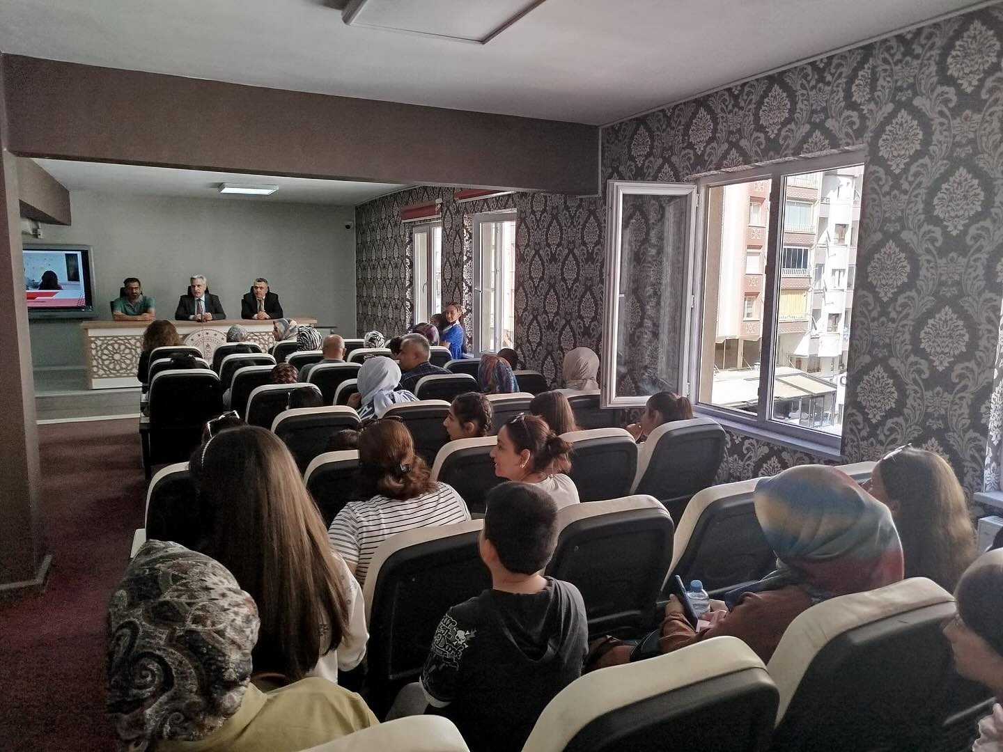 Kırşehir'de Gençler İngilizceyi Sahada Konuşarak Öğrendi 3