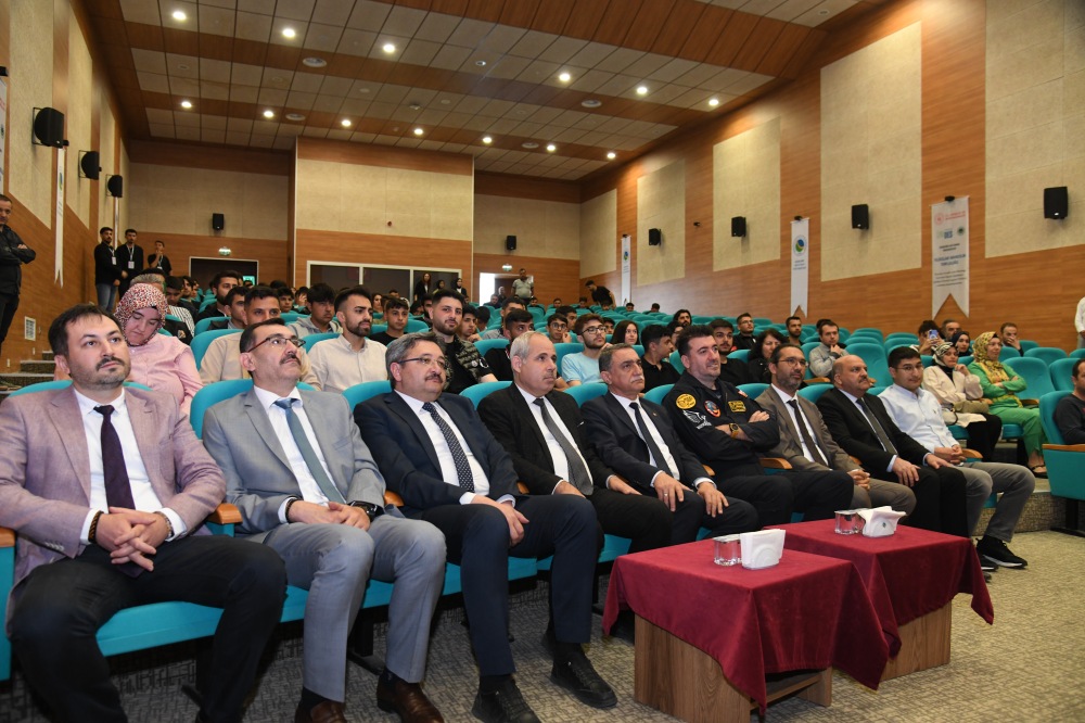 Kırşehir’de Havacılık Tutkusuna Ilham Veren Buluşma10