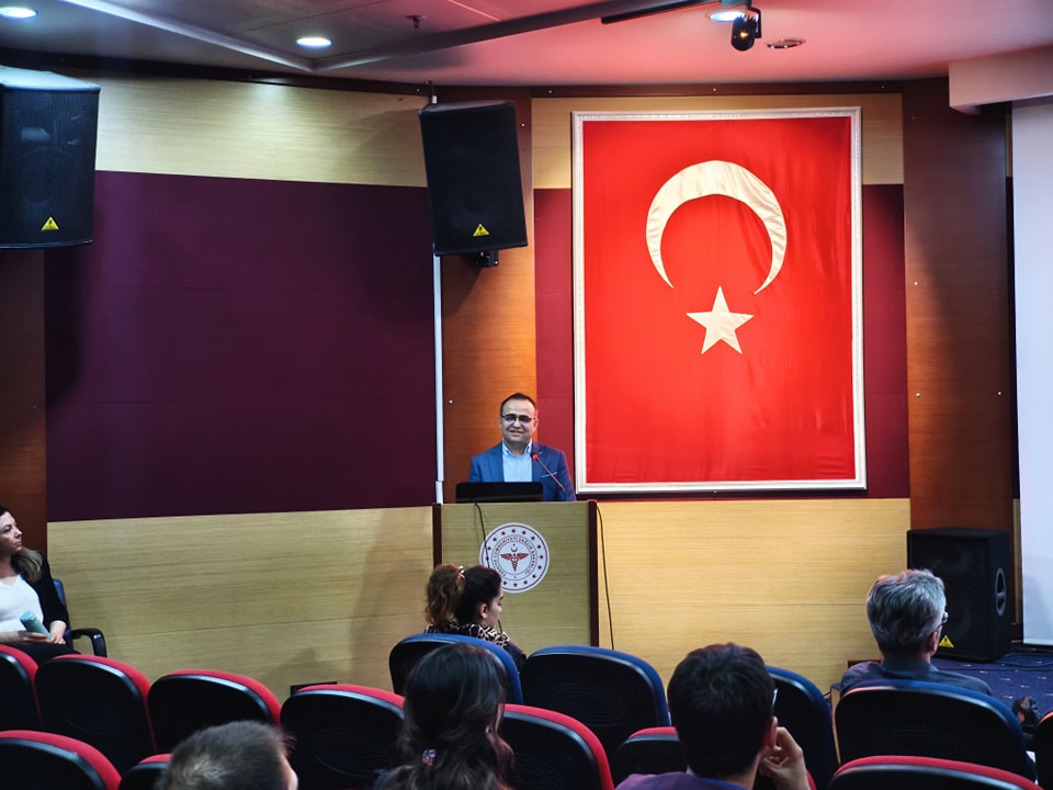 Kırşehir’de Uzmanlık Eğitimine Yakın Mercek