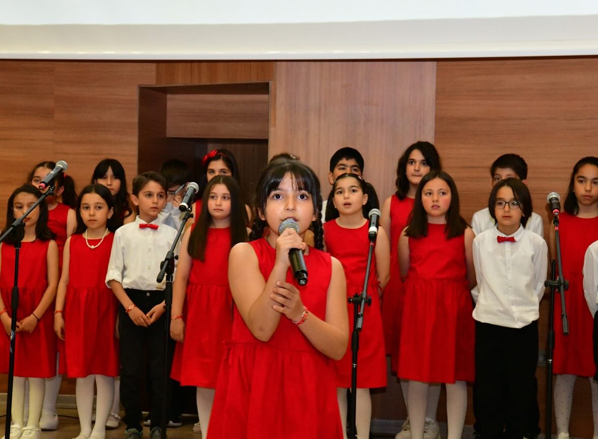 Küçük Kalplerden Büyük Adım (4)