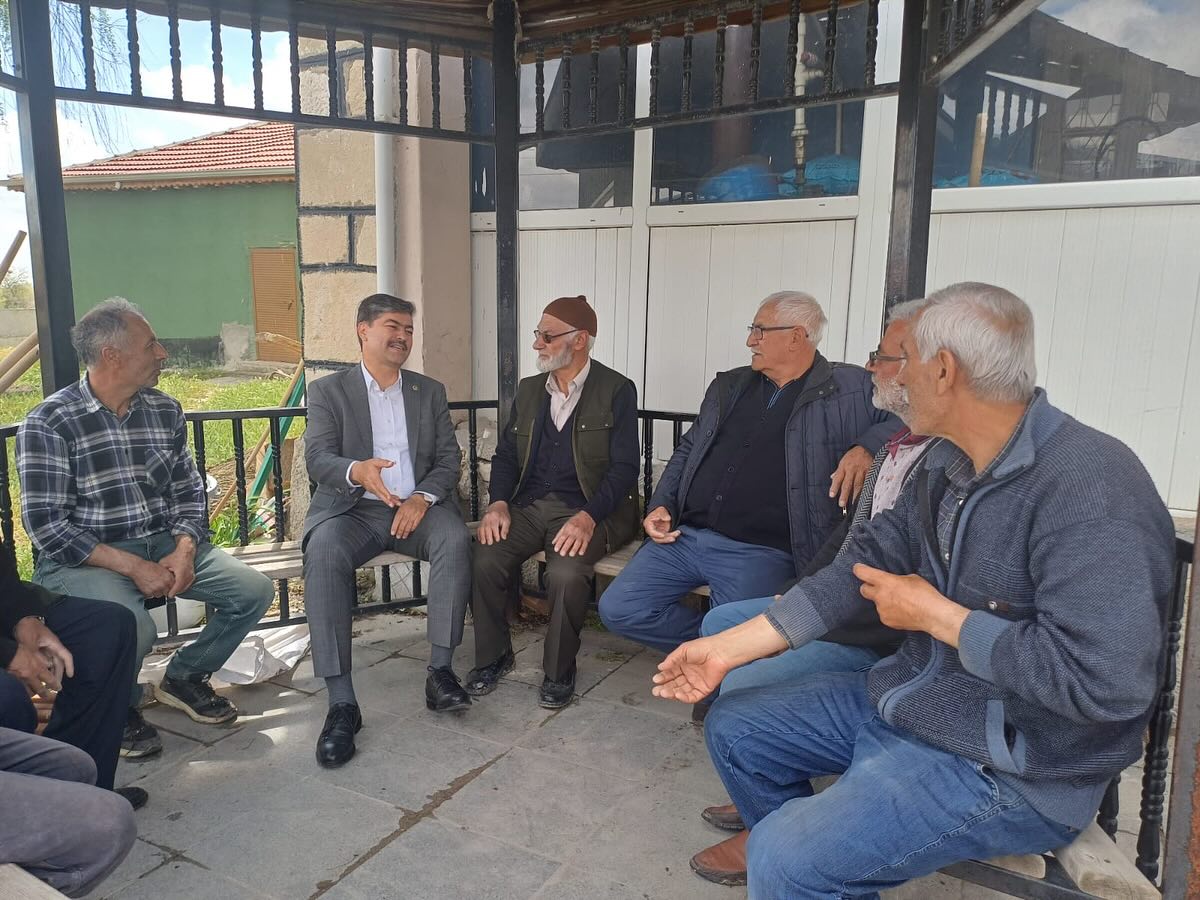 Milletvekili Erkan Kırşehirli Köylülerin Yanında