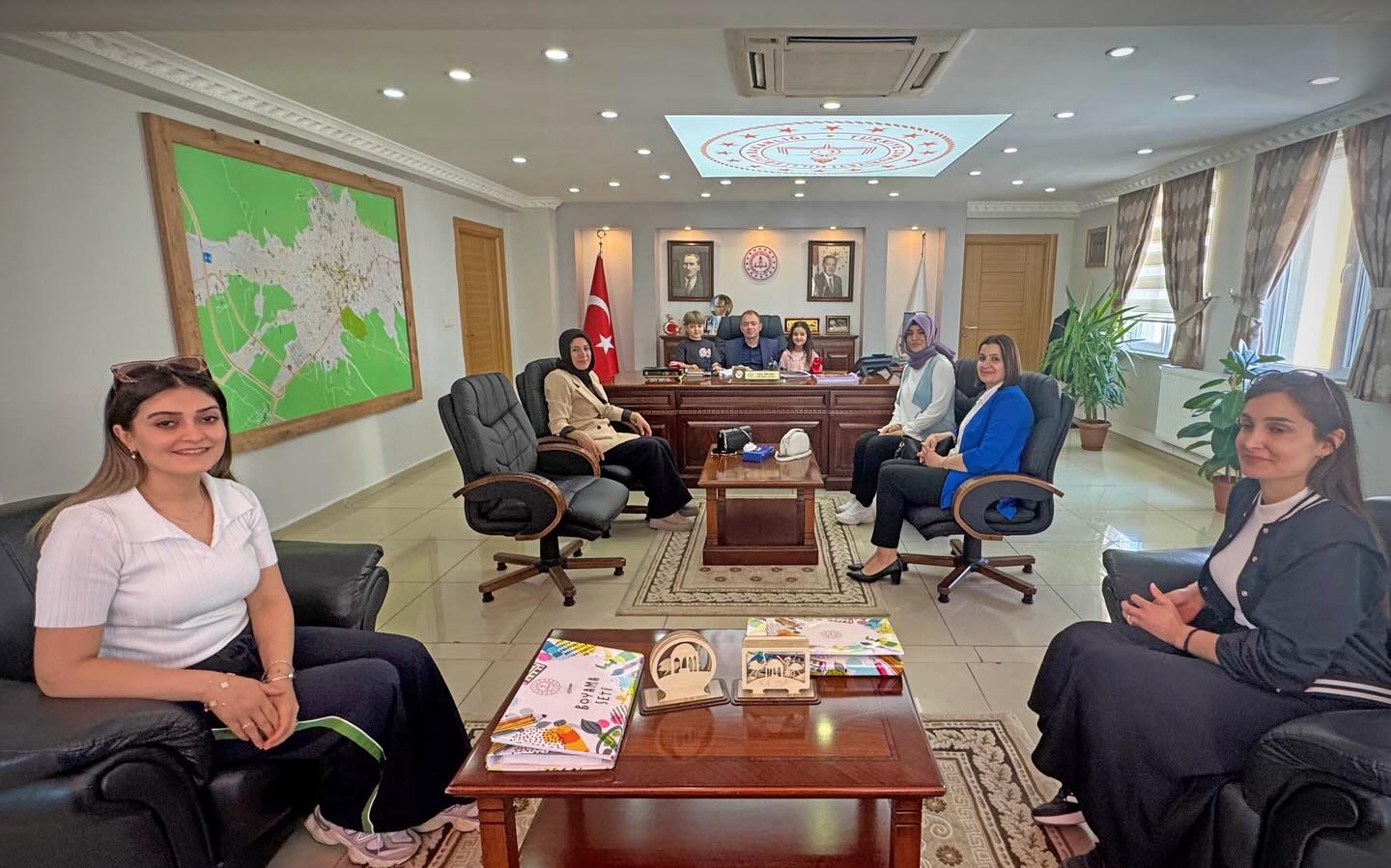 Minikler Enerji Tasarrufunu Anlattı2