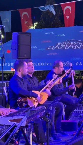 Neşet Ertaş Türküleri Gaziantep’te Yankılandı (1)